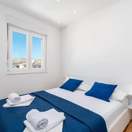 Marko Apartment *